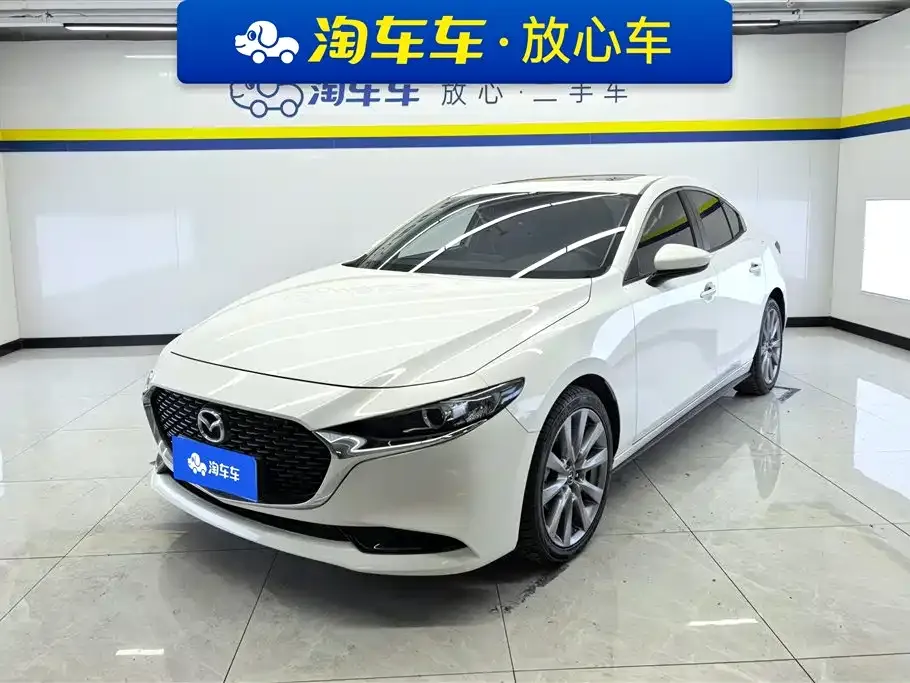 Mazda 3 Axela — фото 1