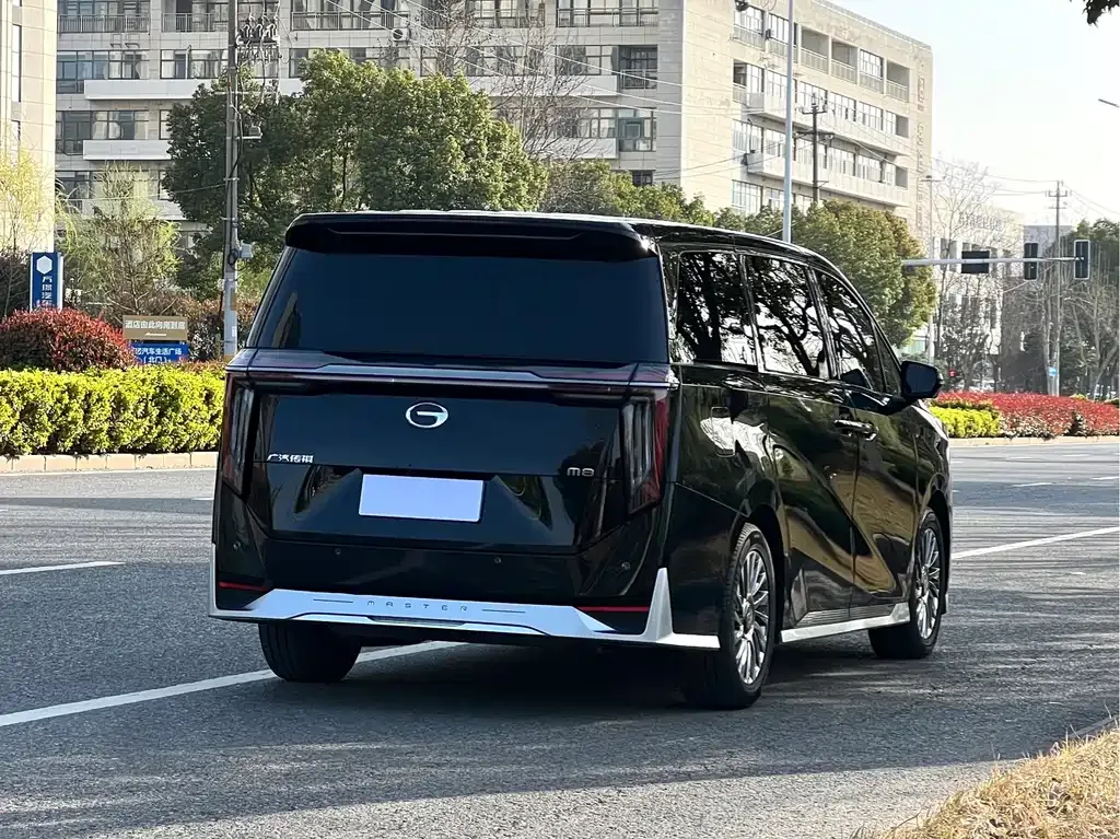 GAC Motor Trumpchi M8 — фото 4