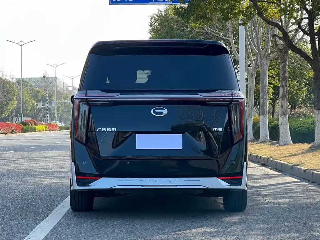 GAC Motor Trumpchi M8 — фото 8