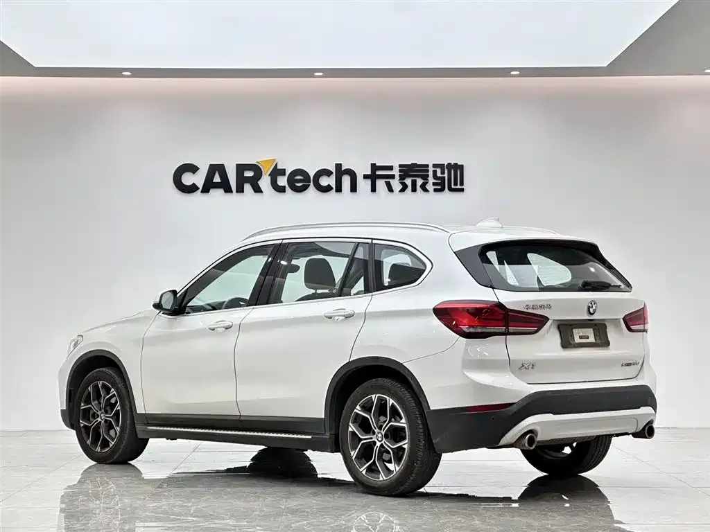 BMW X1 — фото 5