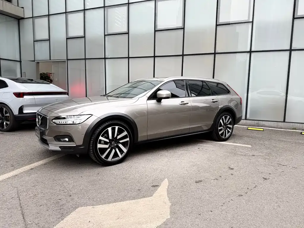 Volvo V90 — фото 6