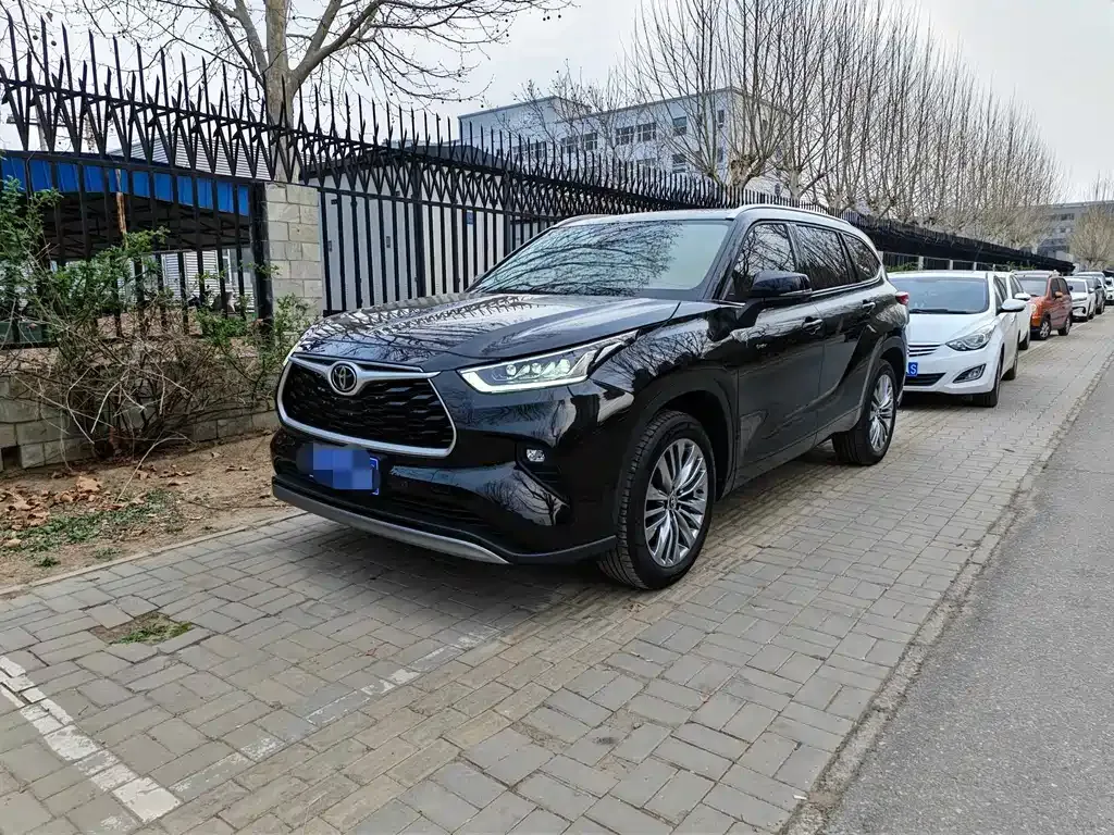 Toyota Highlander 2025 из CN, фото 1