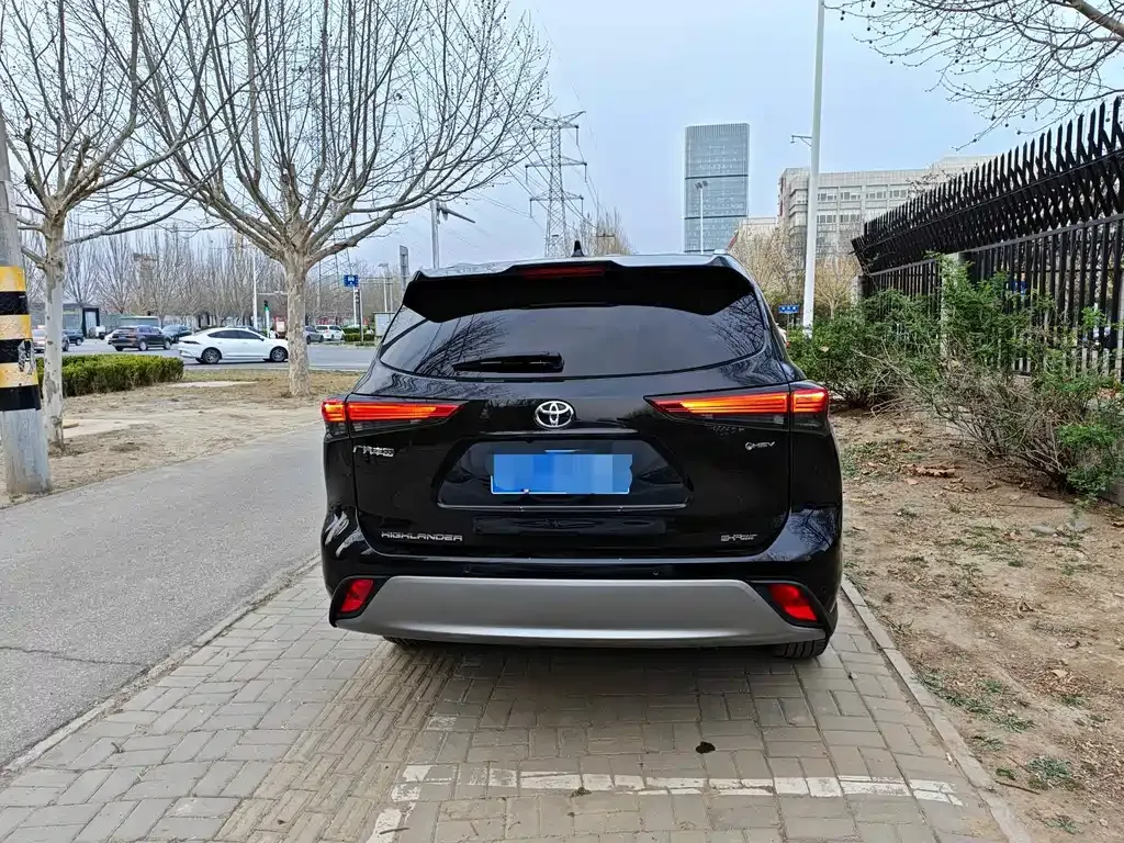 Toyota Highlander 2025 из CN, фото 7