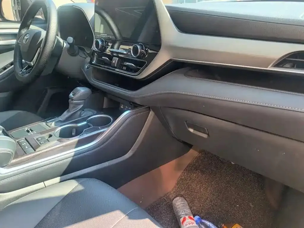 Toyota Highlander 2025 из CN, фото 8