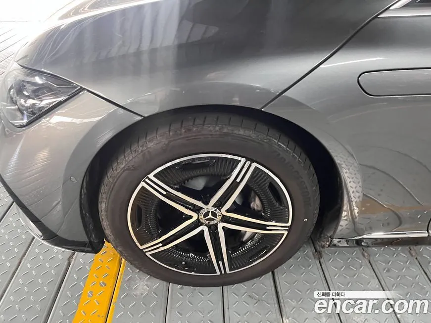 Mercedes-Benz EQE 2024 из KR, фото 4