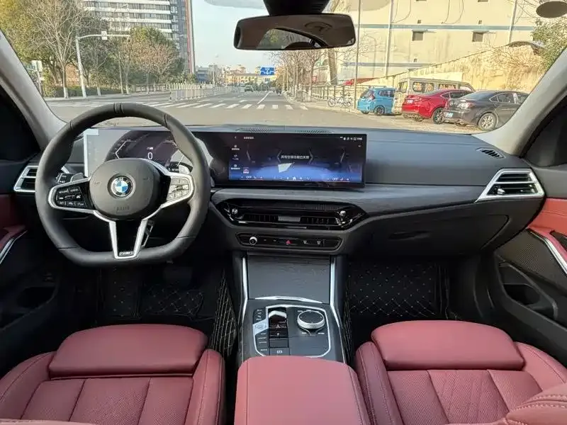 BMW 3 Series 2026 из CN, фото 3