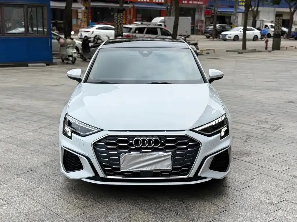 Audi A3 — фото 2