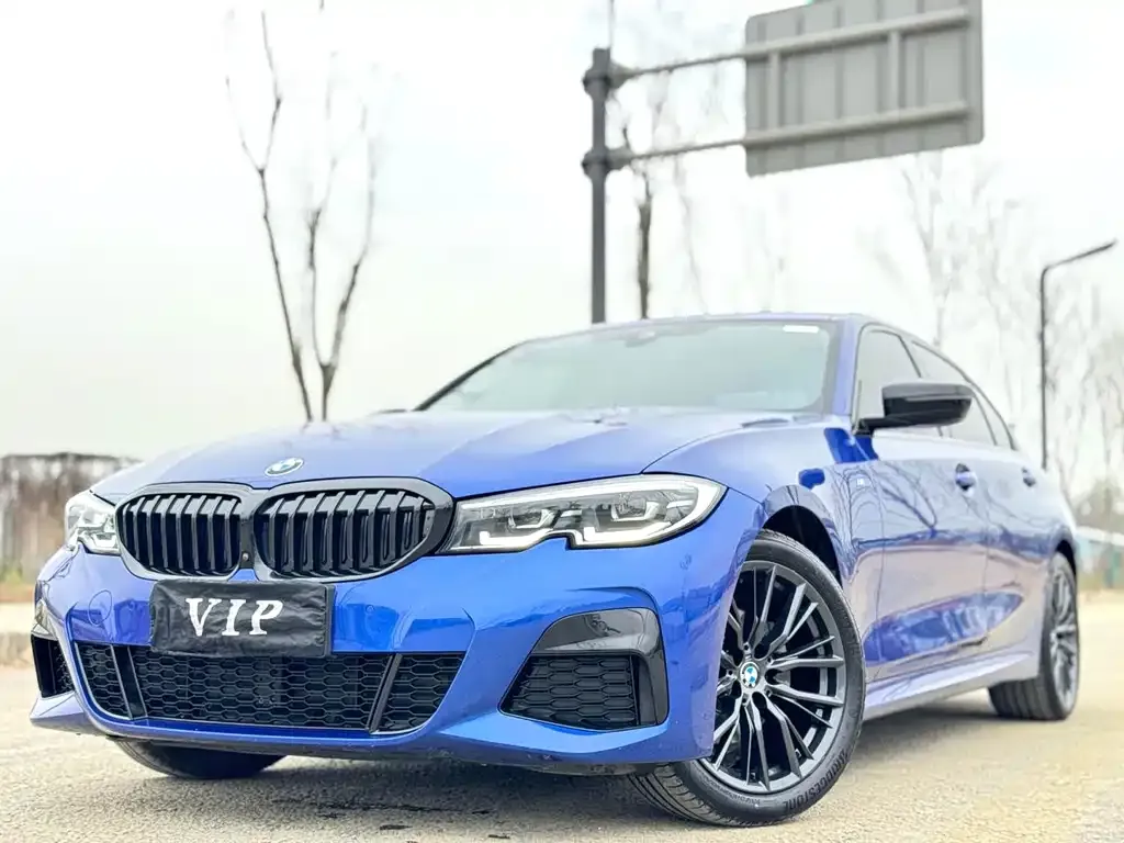 BMW 3 Series 2021 из CN, фото 1