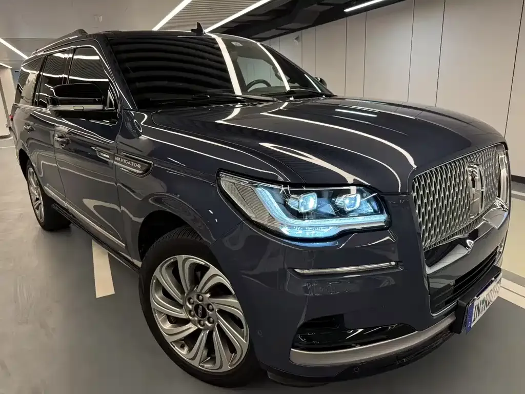 Lincoln Navigator 2023 из CN, фото 1
