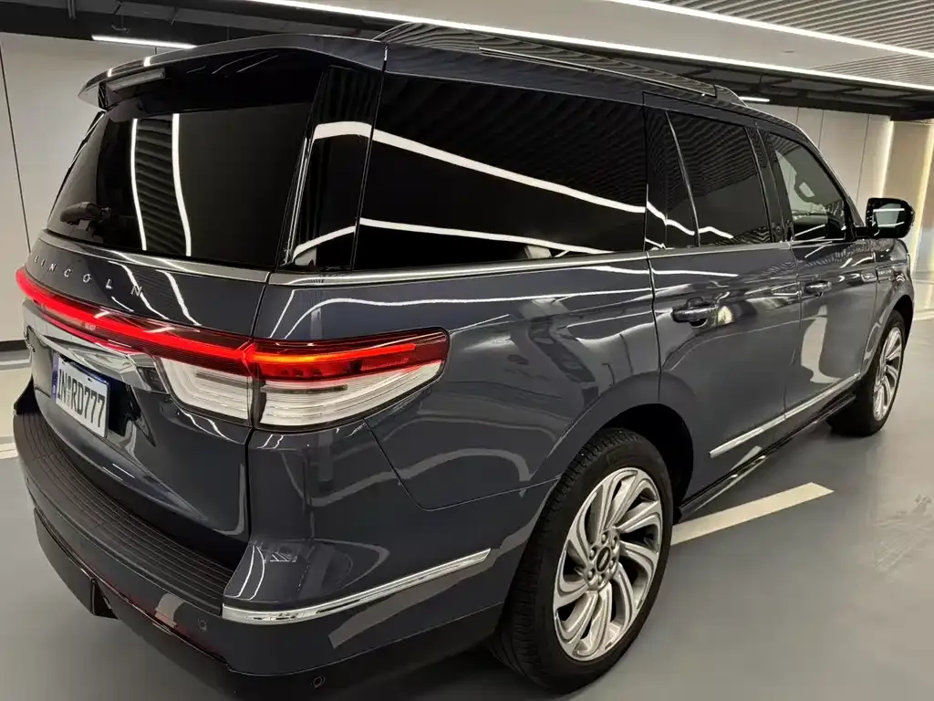 Lincoln Navigator 2023 из CN, фото 4
