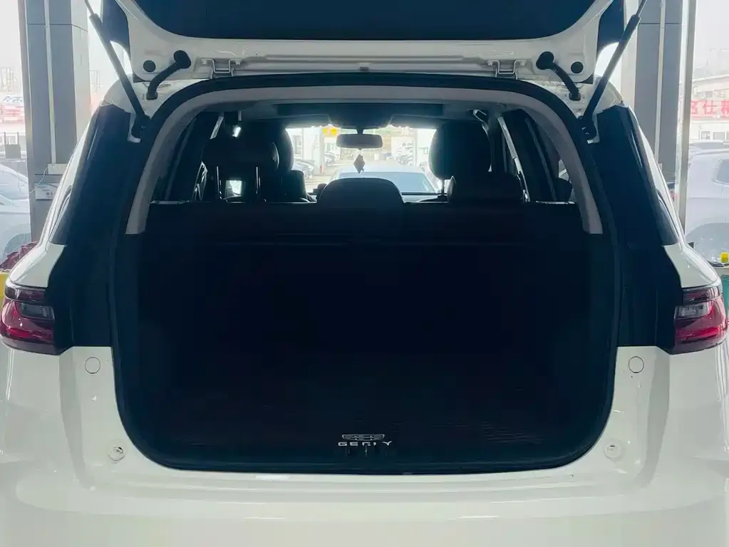 Geely Vision X6 2022 из CN, фото 2