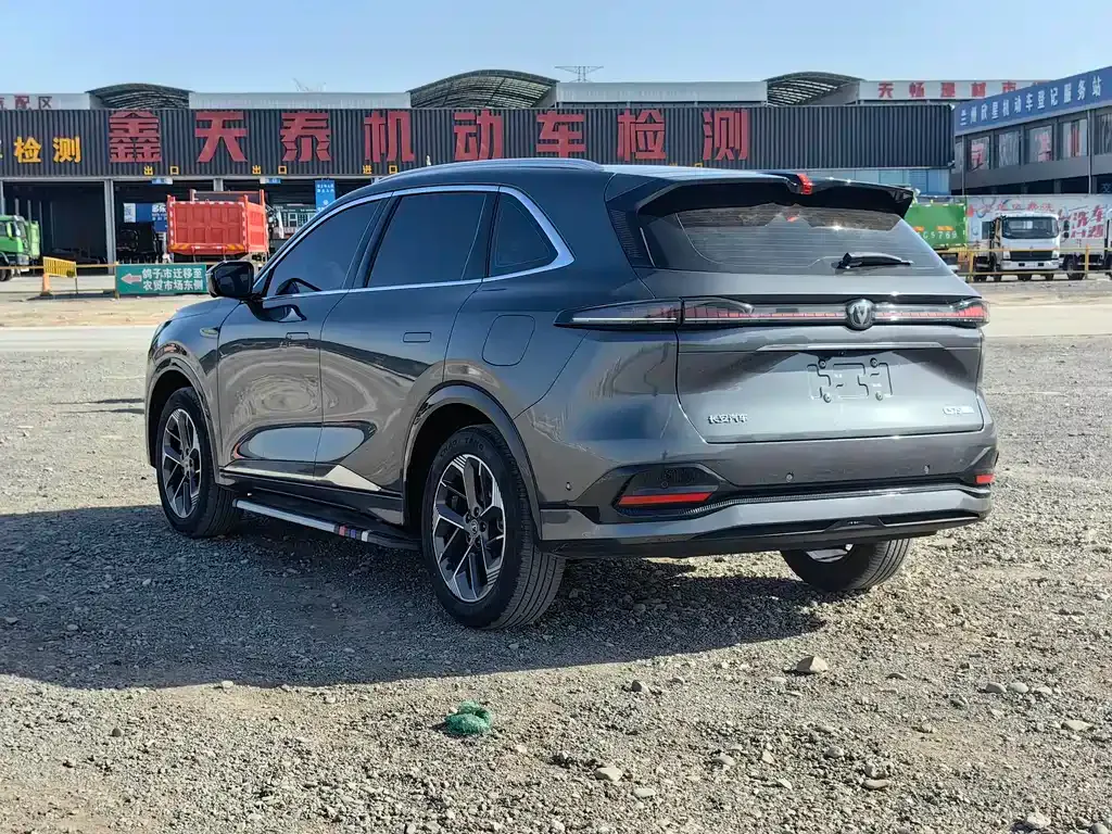 Changan CS75PLUS 2024 из CN, фото 3