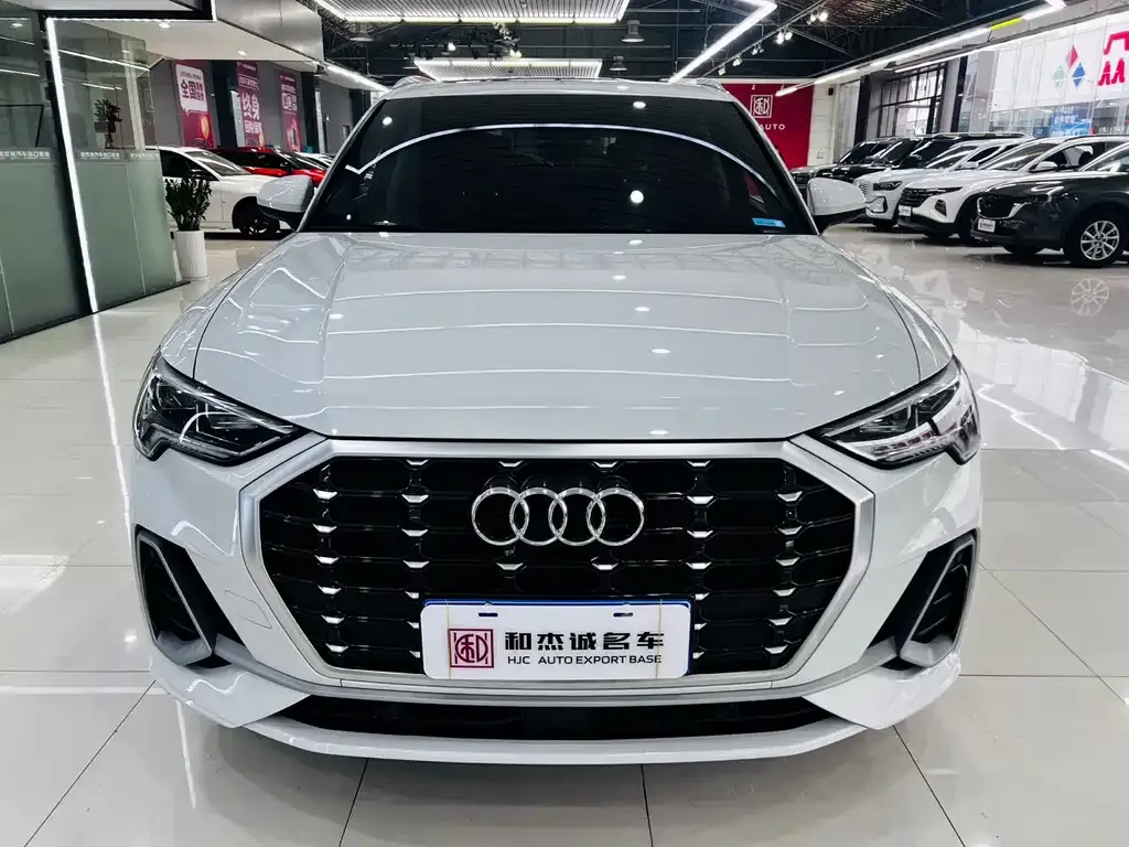 Audi Q3 — фото 6