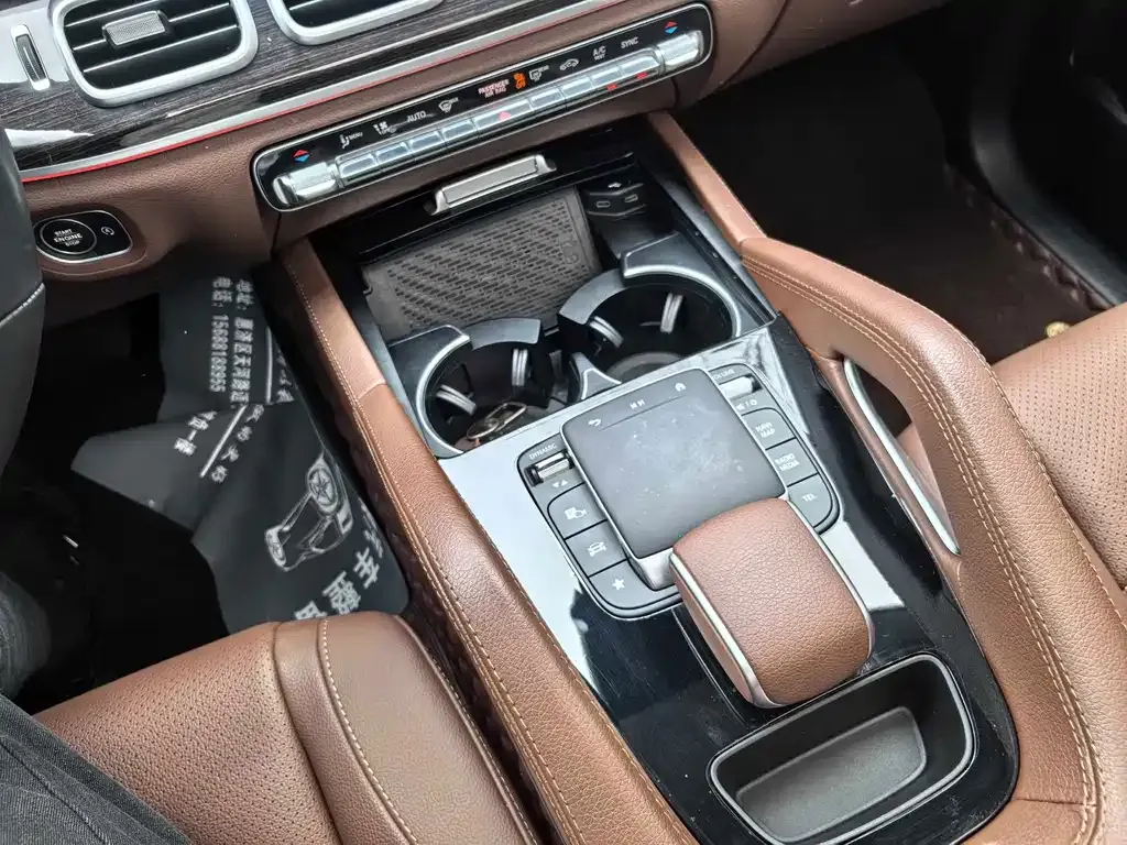 Mercedes-Benz GLE — фото 10