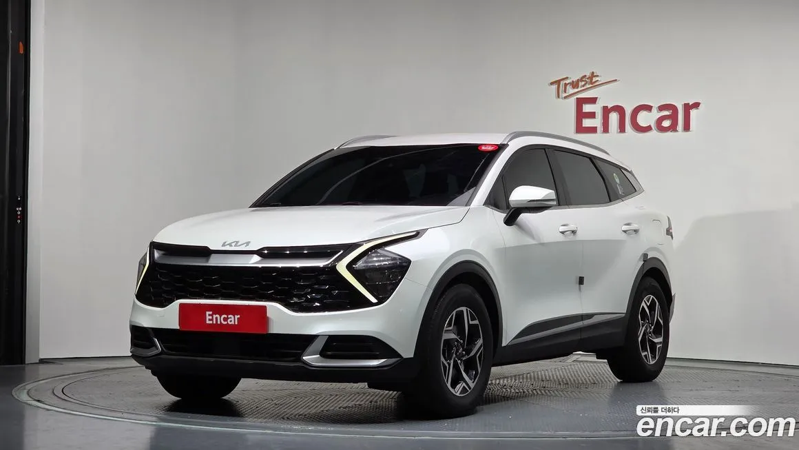 Kia Sportage — фото 1