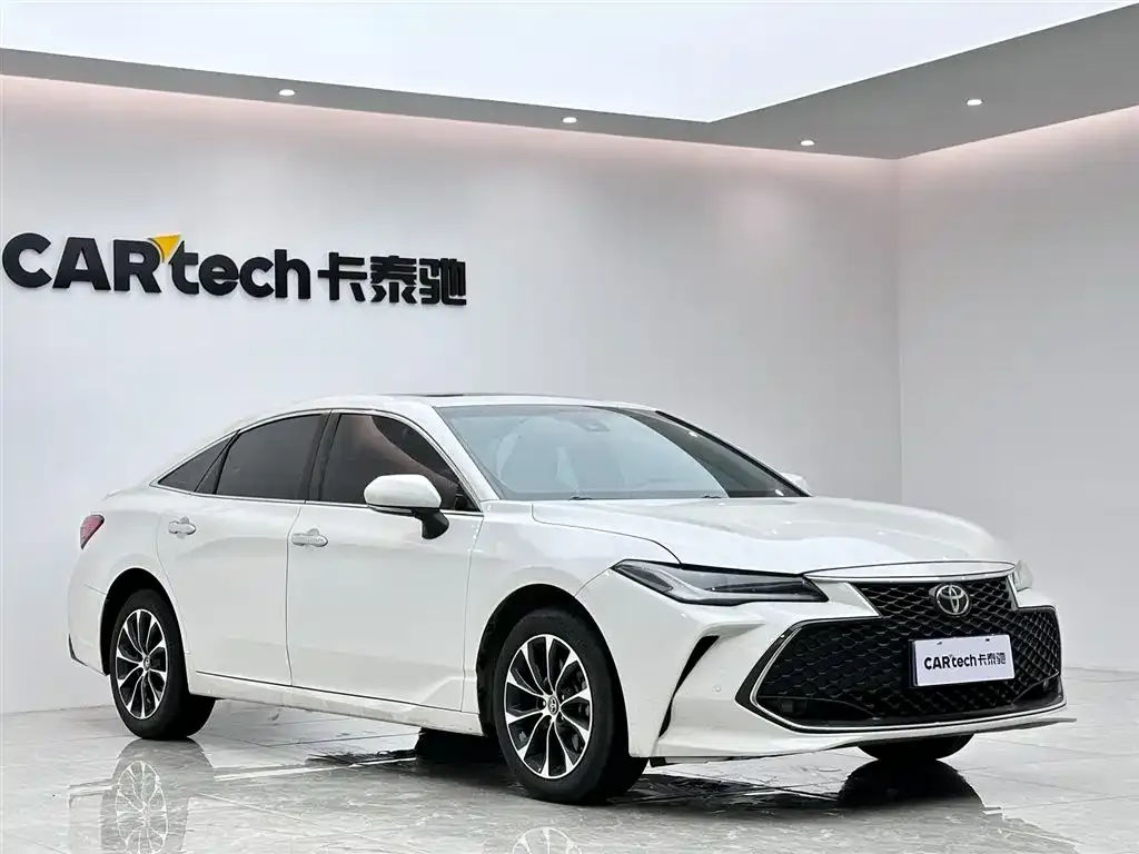 Toyota Avalon 2023 из CN, фото 9