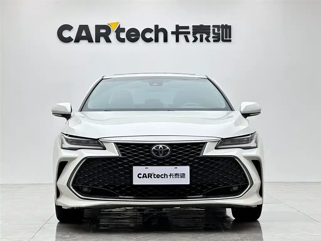 Toyota Avalon 2023 из CN, фото 2