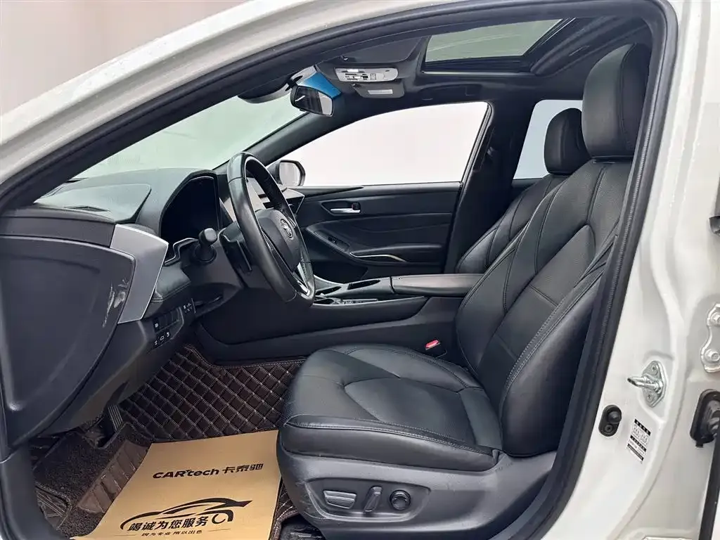 Toyota Avalon 2023 из CN, фото 6