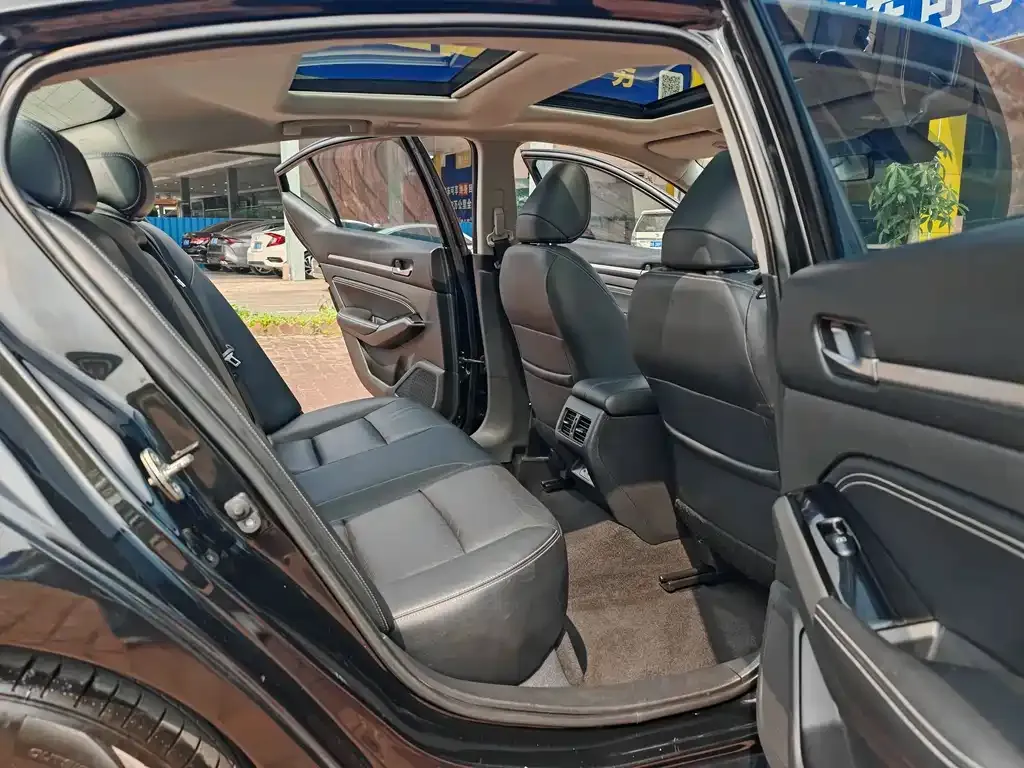 Nissan Teana 2023 из CN, фото 9
