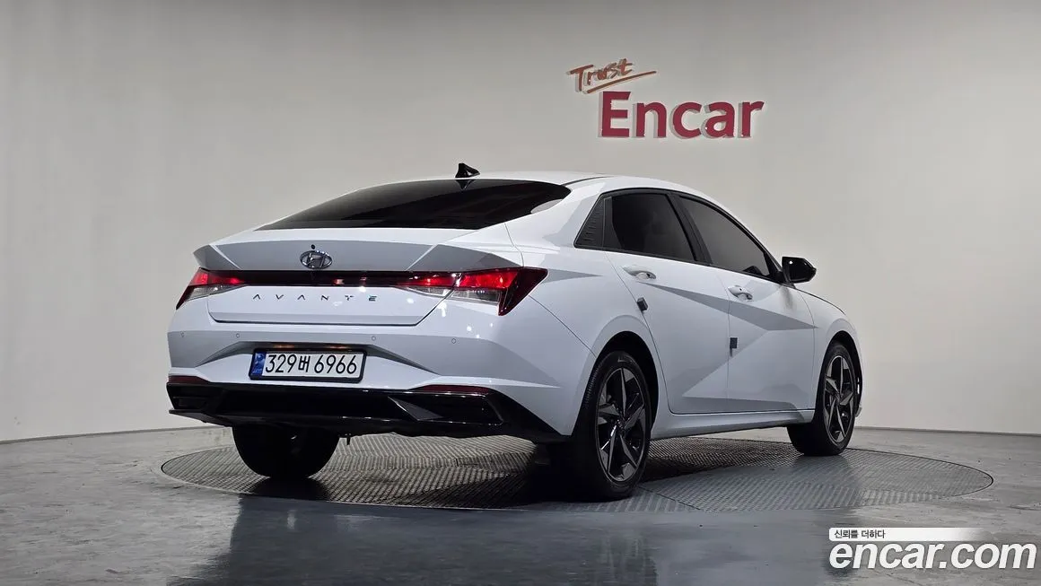 Hyundai AVANTE 2021 из KR, фото 10