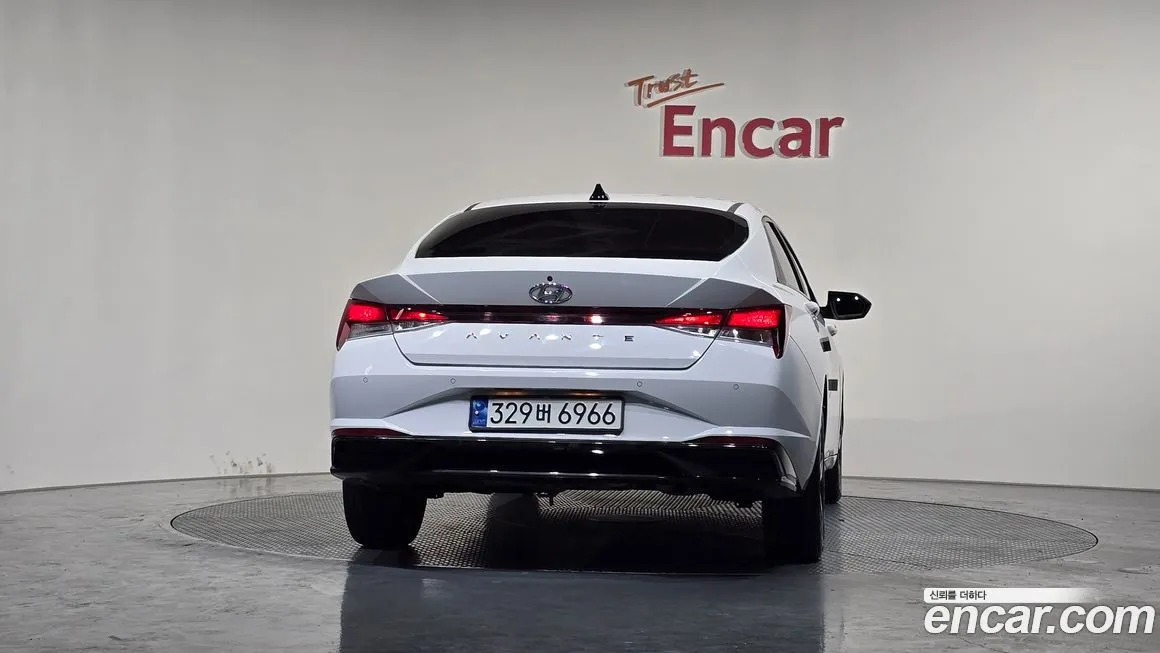 Hyundai AVANTE 2021 из KR, фото 3