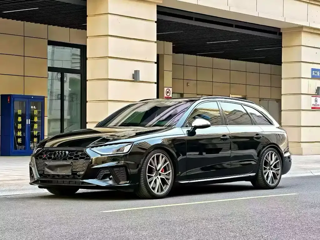 Audi S4 2024 из CN, фото 1