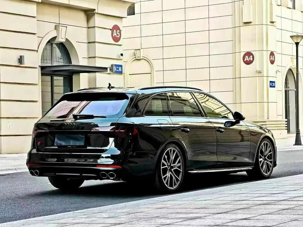 Audi S4 2024 из CN, фото 8