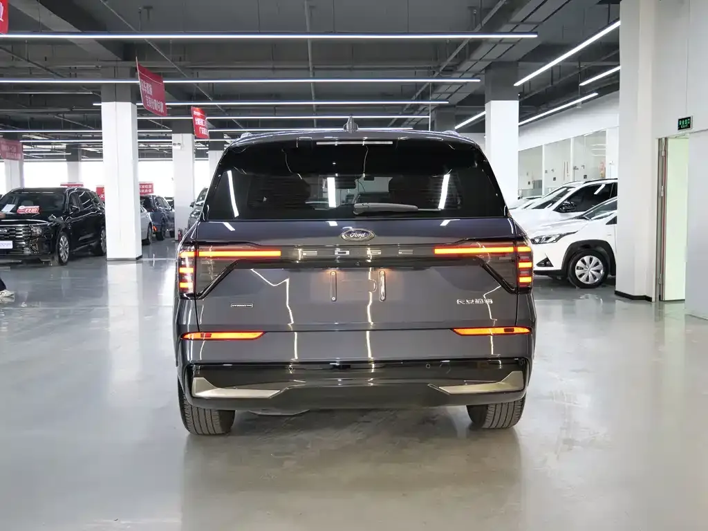 Ford Edge — фото 5