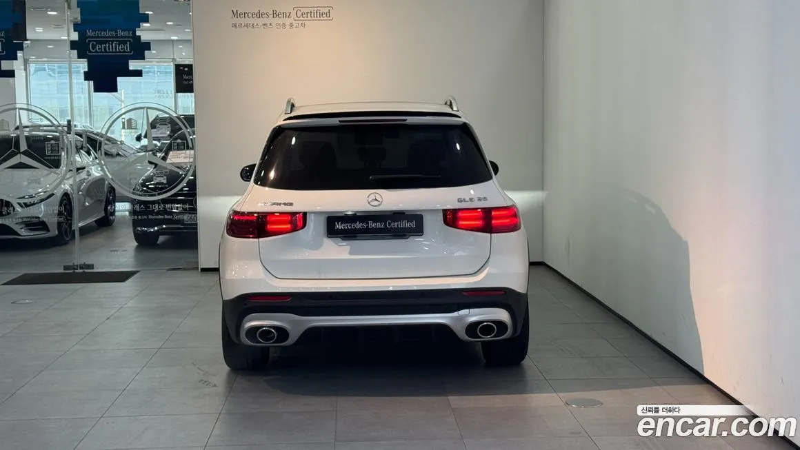 Mercedes-Benz GLB-Class — фото 4