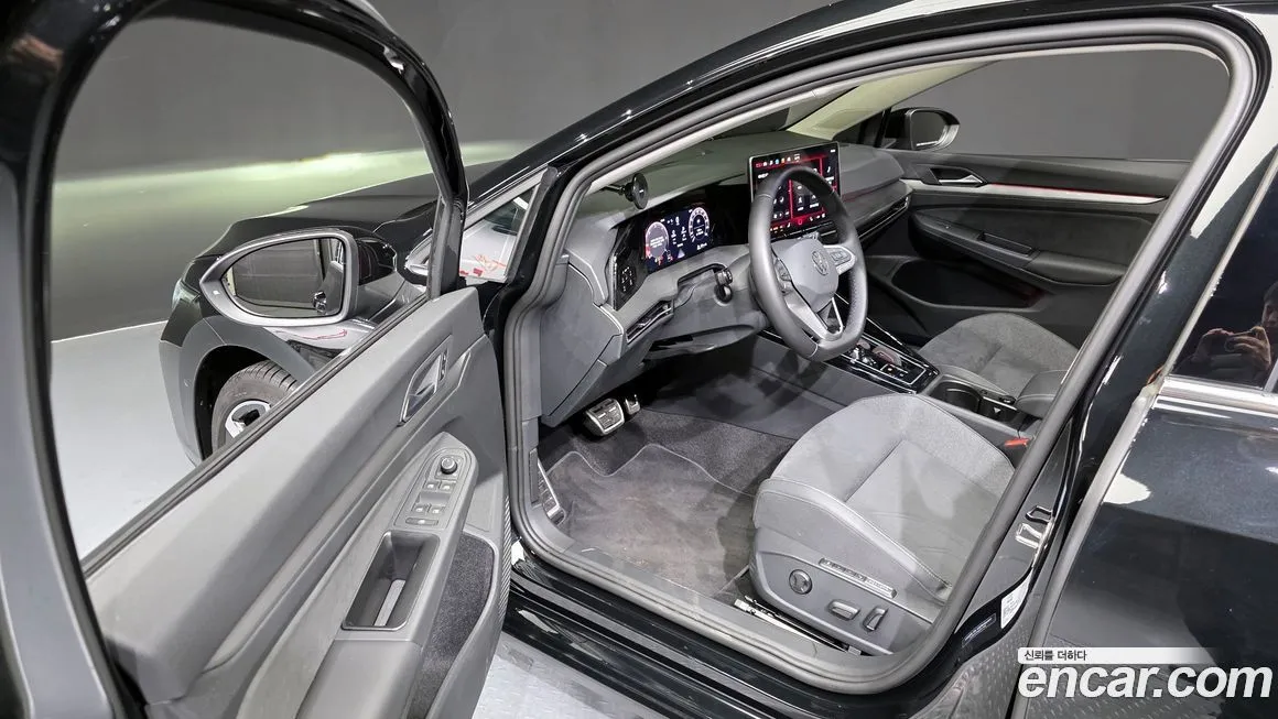Volkswagen Golf 2026 из KR, фото 7