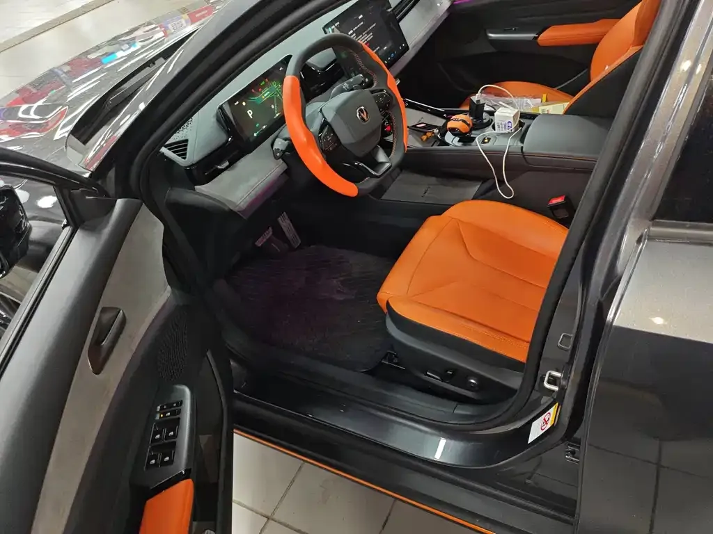 Changan UNI-V 2025 из CN, фото 5