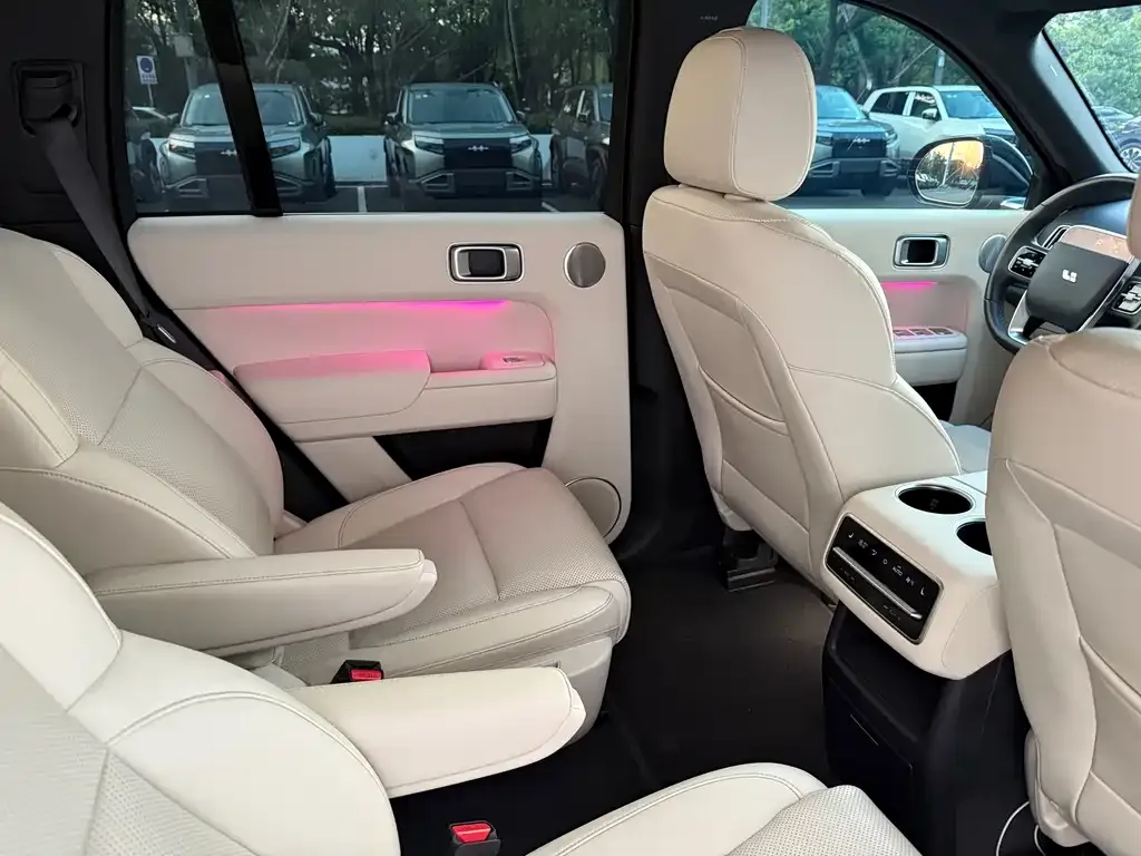 Li Auto L8 2023 из CN, фото 4