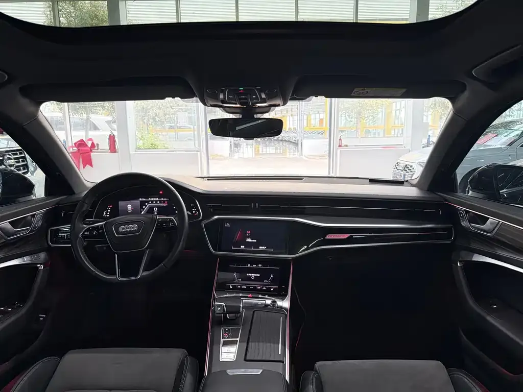 Audi A6L 2024 из CN, фото 2