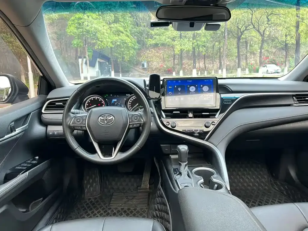 Toyota Camry 2023 из CN, фото 4