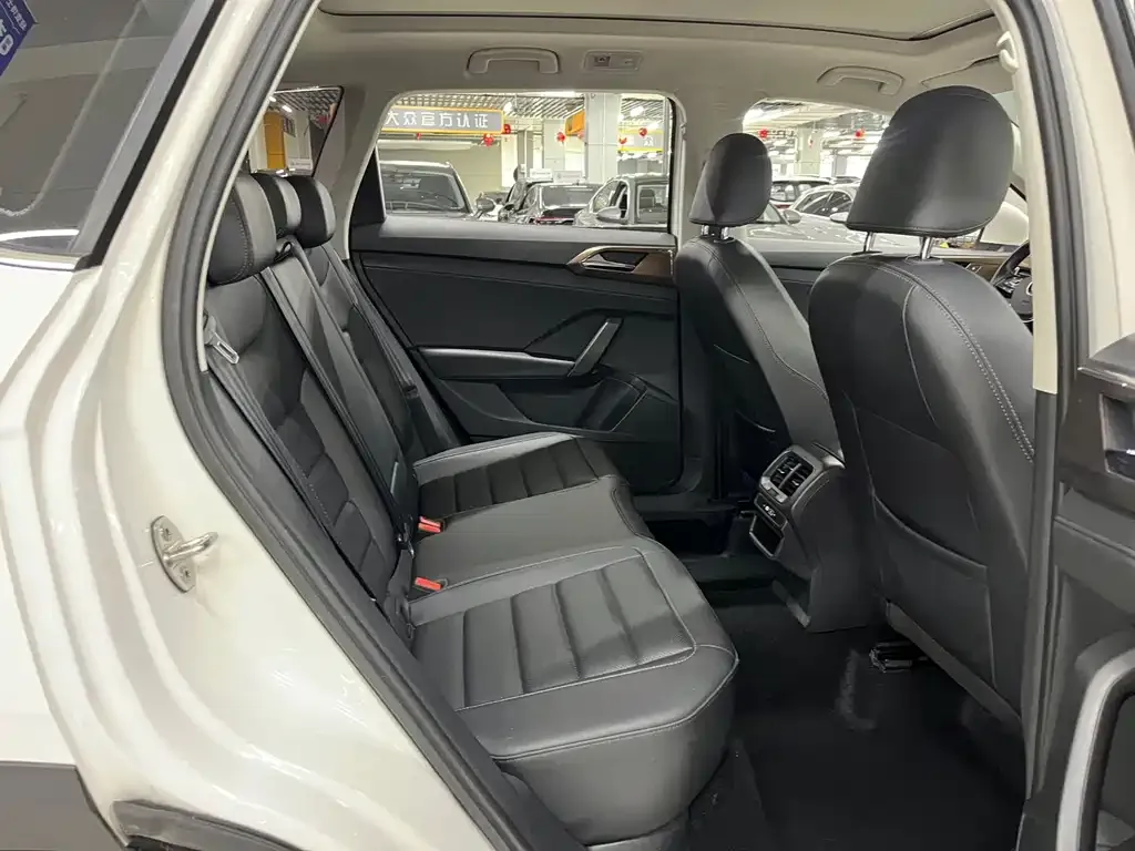 Volkswagen Tharu 2022 из CN, фото 3