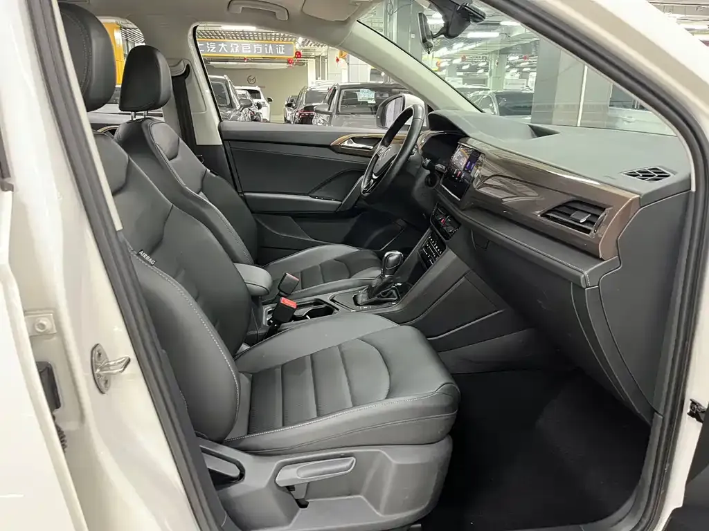 Volkswagen Tharu 2022 из CN, фото 7