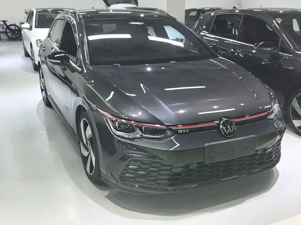Volkswagen Golf GTI — фото 4