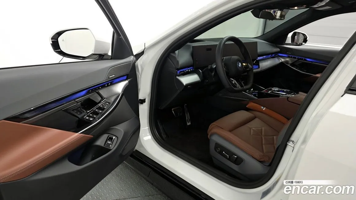 BMW 5-Series 2025 из KR, фото 5