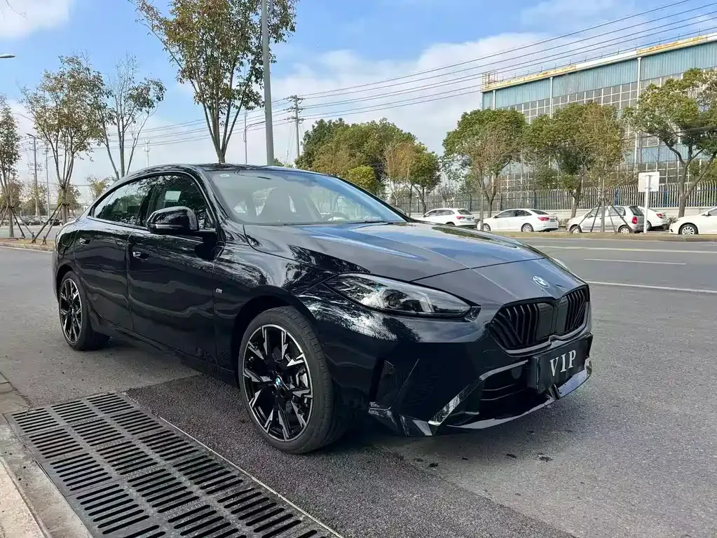BMW 2 Series 2025 из CN, фото 9