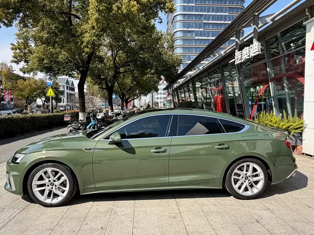 Audi A5 (Import) 2023 из CN, фото 8