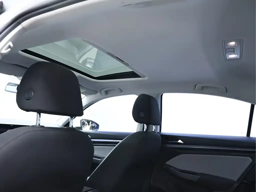 Volkswagen Bora 2023 из CN, фото 2