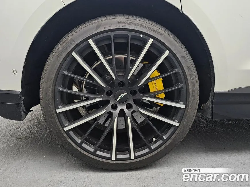 Aston Martin DBX 2023 из KR, фото 8