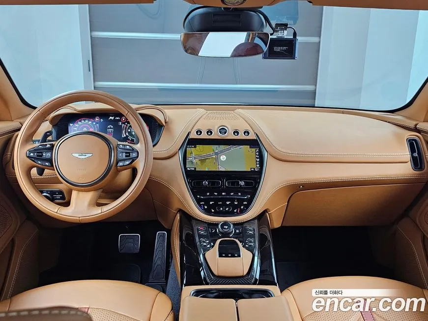 Aston Martin DBX 2023 из KR, фото 4
