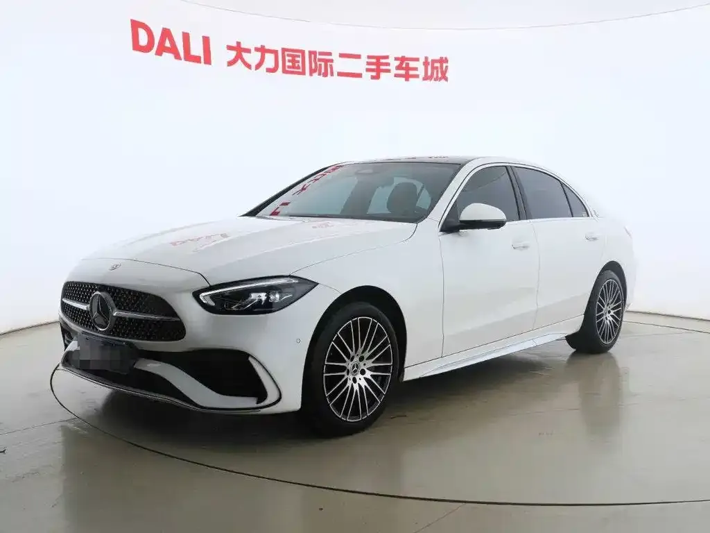 Mercedes-Benz C-Class — фото 1