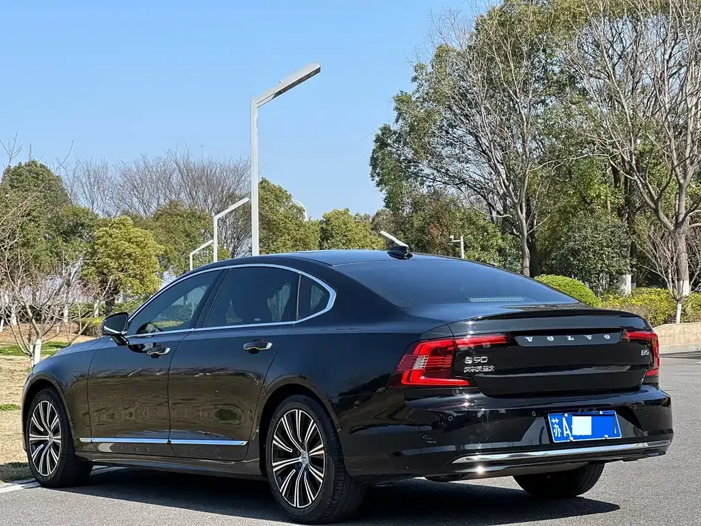 Volvo S90 2021 из CN, фото 8