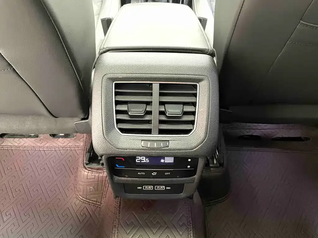 Volkswagen Tayron 2022 из CN, фото 3