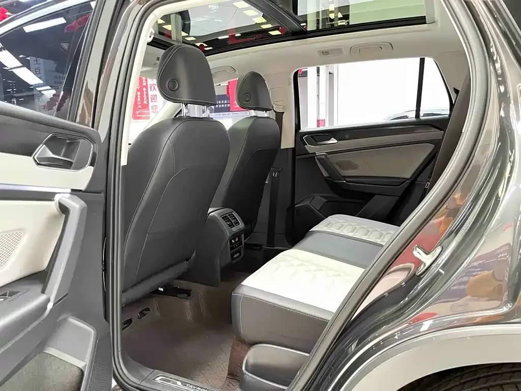 Volkswagen Tayron 2022 из CN, фото 9