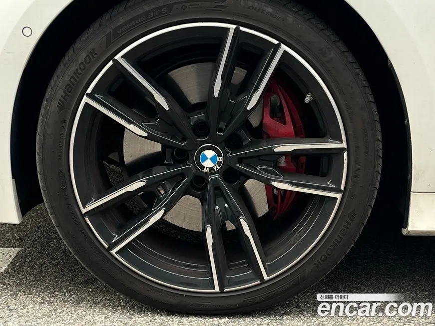 BMW 3-Series 2025 из KR, фото 8