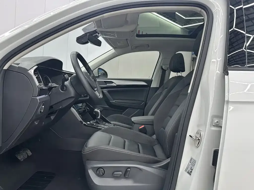 Volkswagen Tayron 2022 из CN, фото 3