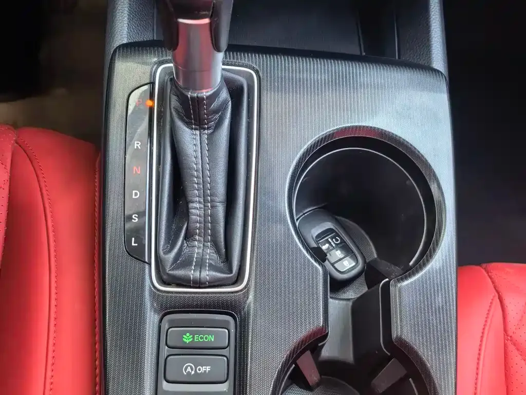 Honda Civic — фото 8